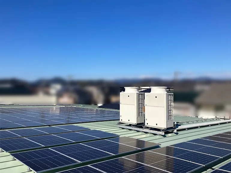 静岡市ドラッグストア屋根上_オンサイトPPA_自家消費型太陽光発電