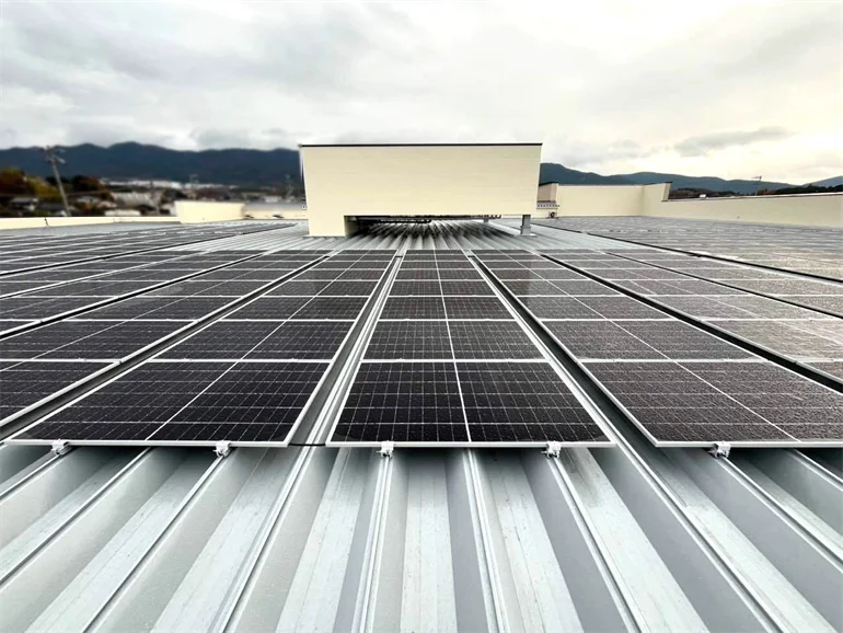 太陽光発電導入事例_バロー坂本店