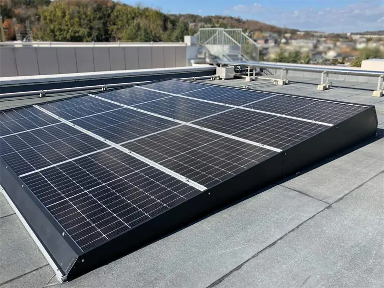 太陽光発電導入事例_奈良市立富雄第三小中学校様