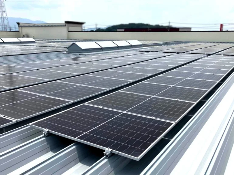 スーパーマーケットバロー赤坂店_太陽光発電導入事例