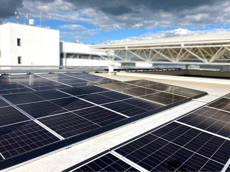 太陽光発電導入事例_商業施設_屋根上_京都府京田辺市